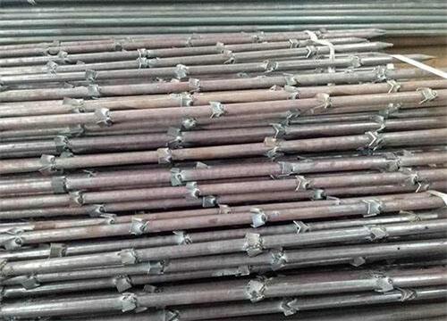 昌宁隧道钢花管